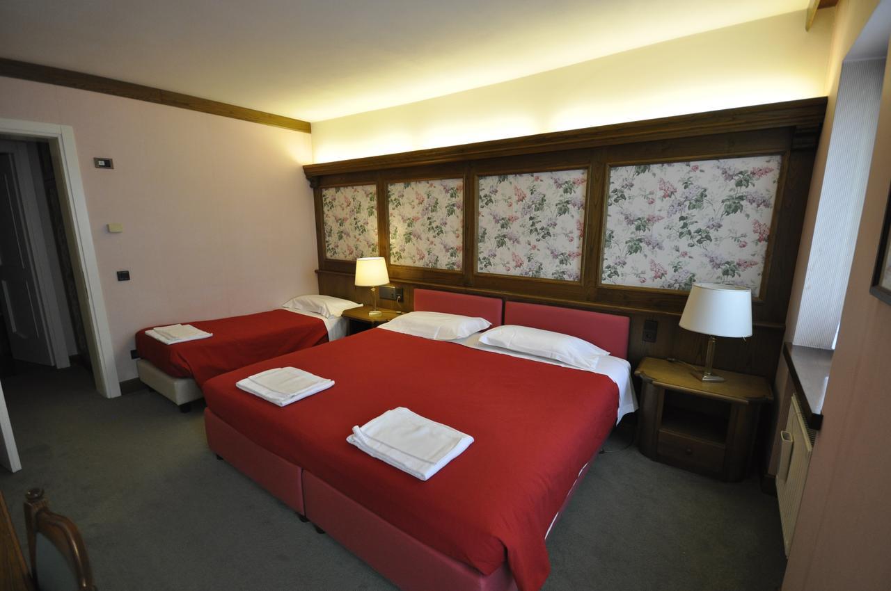 Hotel La Lepre Bianca Gallio Bagian luar foto