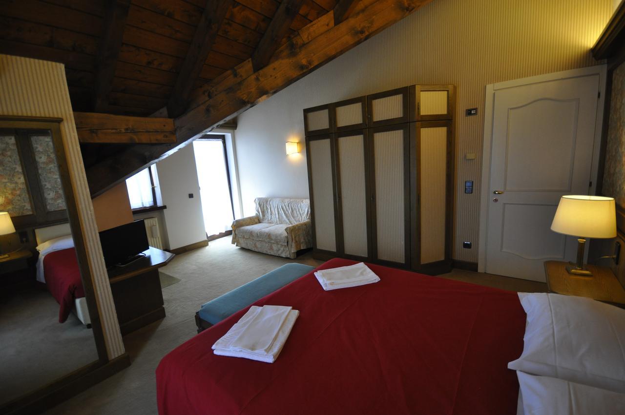 Hotel La Lepre Bianca Gallio Bagian luar foto