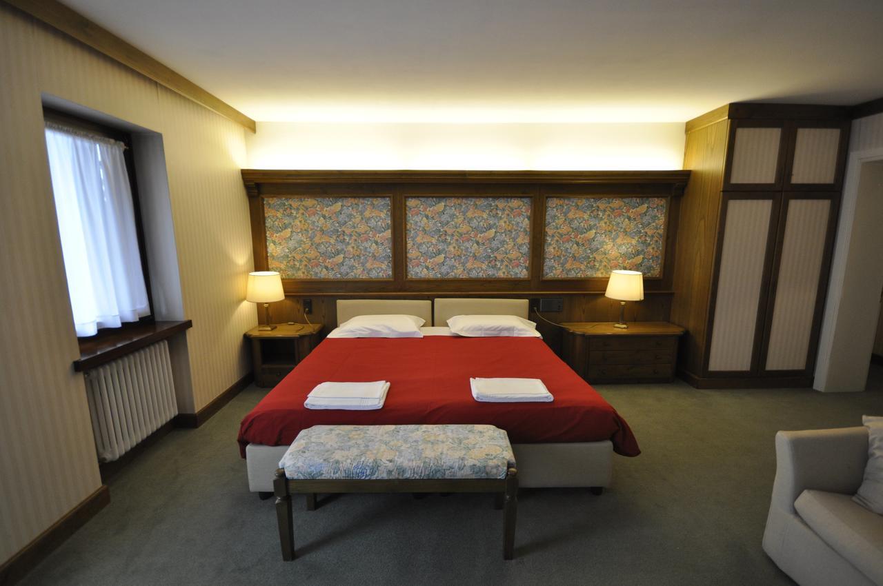 Hotel La Lepre Bianca Gallio Bagian luar foto